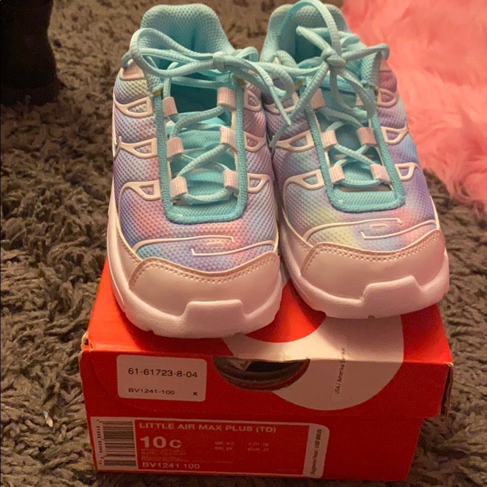 Nike little air max plus